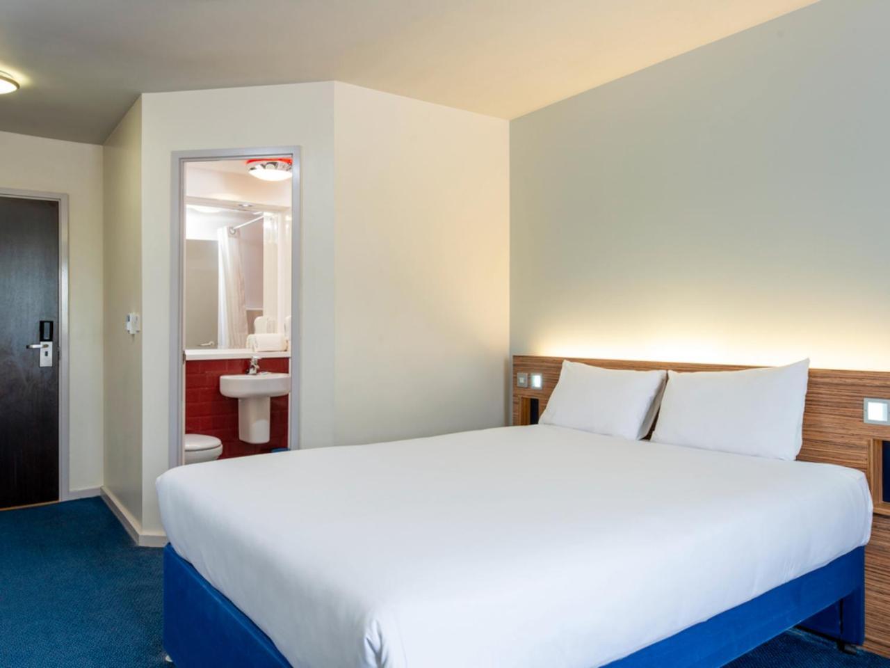 Ibis Budget Lancaster Centre المظهر الخارجي الصورة